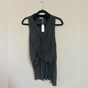NWT NEW | Comune | black + white twist front tank top | size small